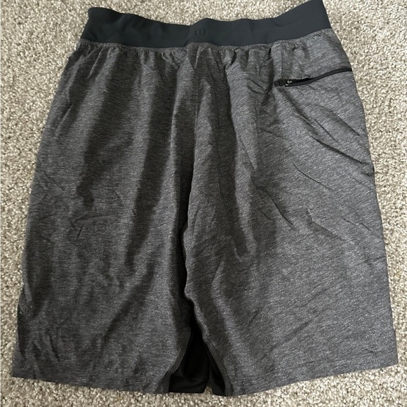 Lululemon T.H.E. Short *Linerless 9" Updated Heathered Texture Printed Greyt Dee - Picture 2 of 4
